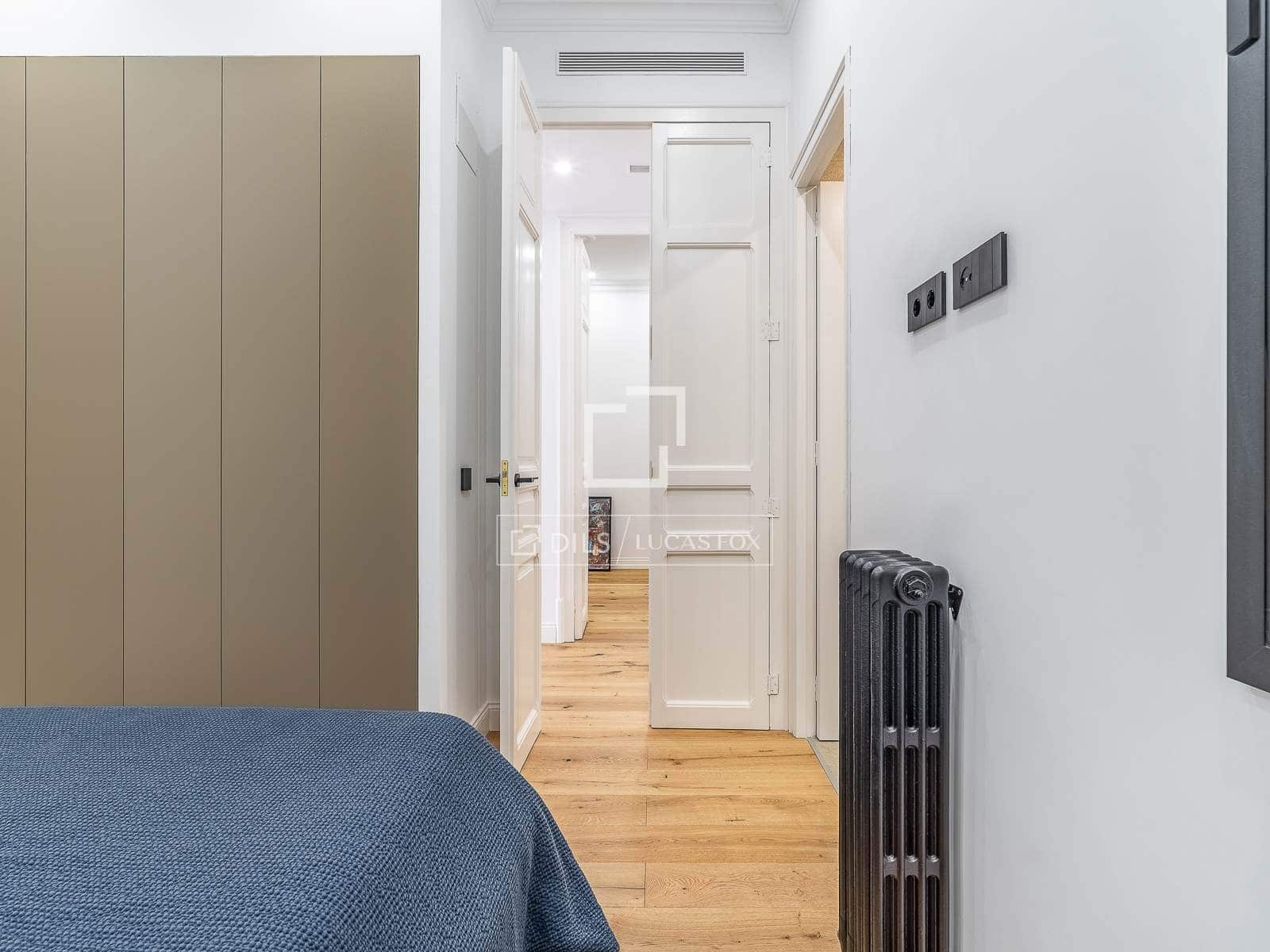 3 soveværelse Lejlighed til salg i Barcelona by - € 1.190.000 (Ref: 9866140)