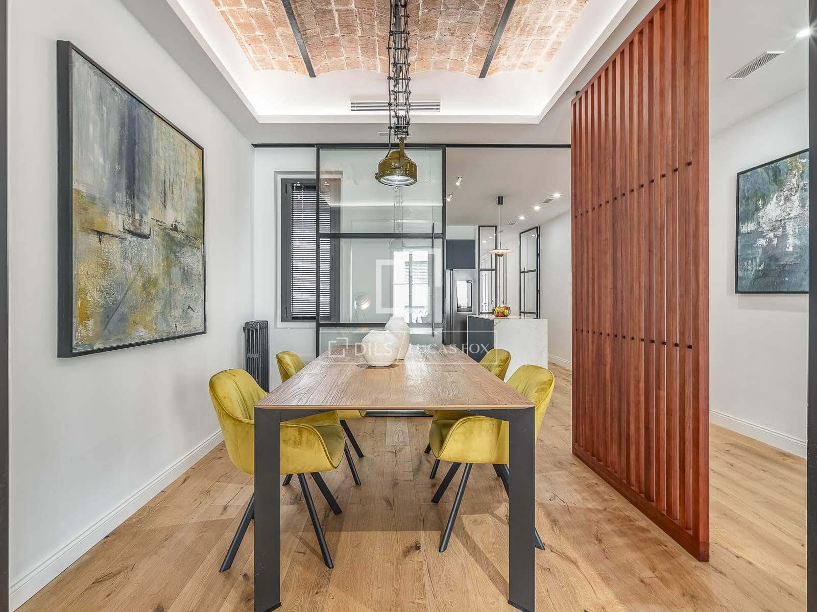 3 soveværelse Lejlighed til salg i Barcelona by - € 1.190.000 (Ref: 9866140)