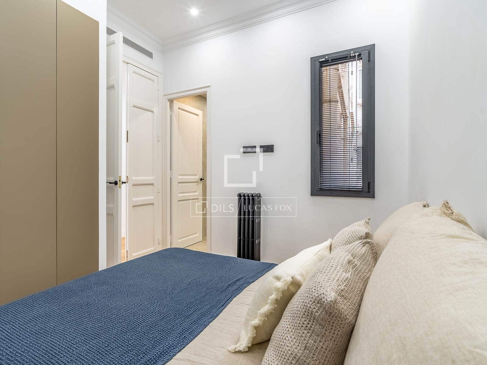3 soveværelse Lejlighed til salg i Barcelona by - € 1.190.000 (Ref: 9866140)