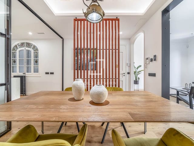 3 soveværelse Lejlighed til salg i Barcelona by - € 1.250.000 (Ref: 9866140)