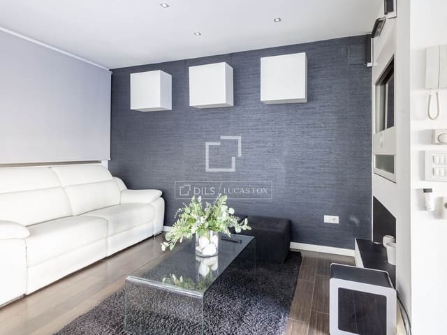 Penthouse de 3 chambres à louer à Valence ville - 2 500 € (Ref: 9866185)
