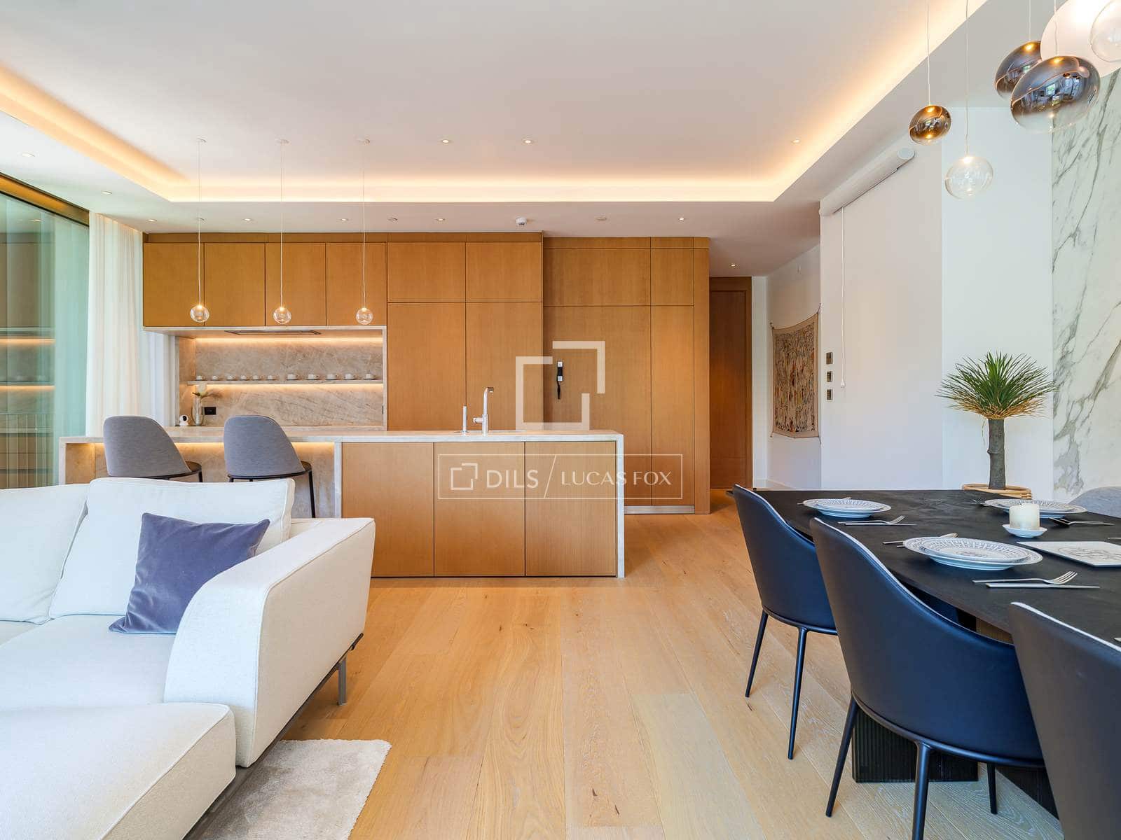 2 soveværelse Lejlighed til salg i Barcelona by med swimmingpool garage - € 3.900.000 (Ref: 9866186)