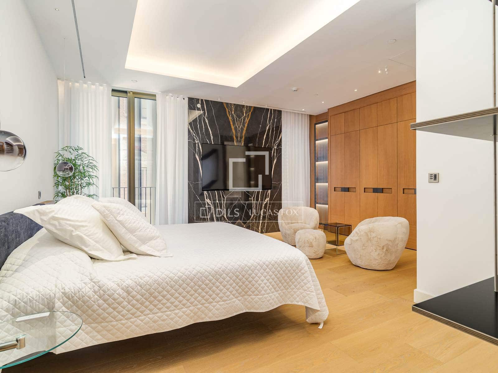 2 soveværelse Lejlighed til salg i Barcelona by med swimmingpool garage - € 3.900.000 (Ref: 9866186)
