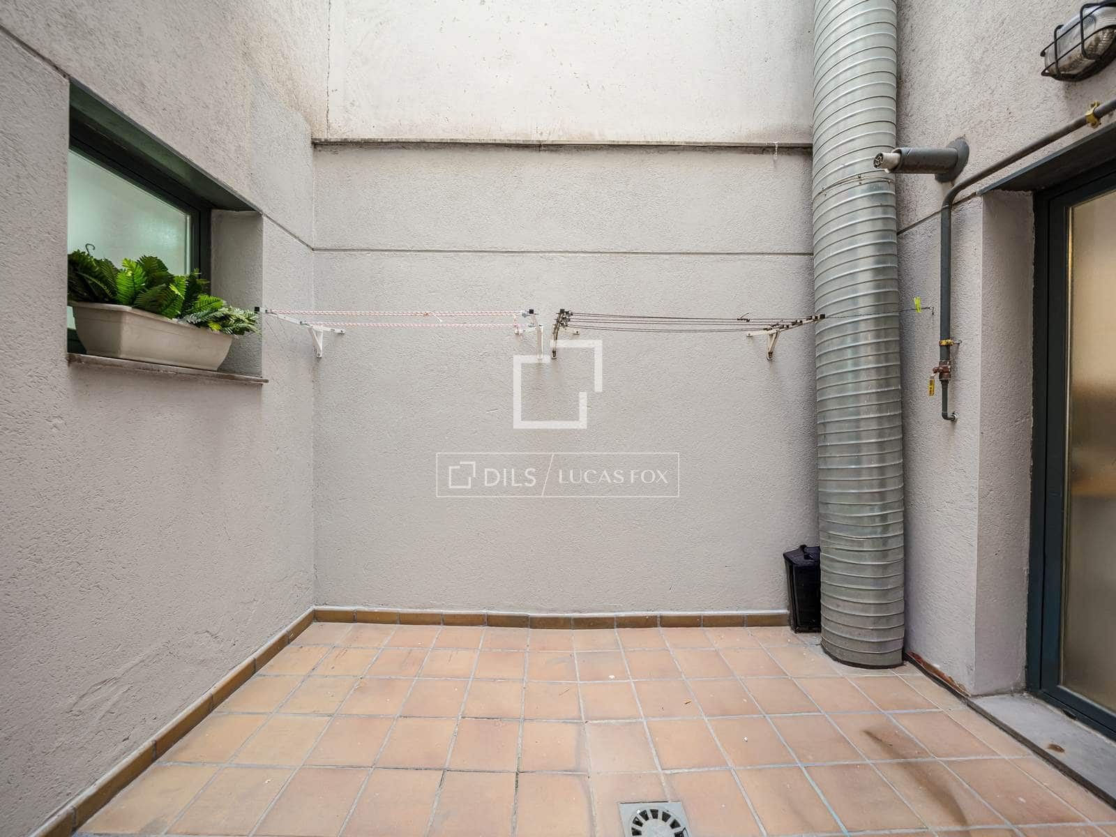 Apartamento de 2 habitaciones en Madrid ciudad en venta - 579.000 € (Ref: 9866187)