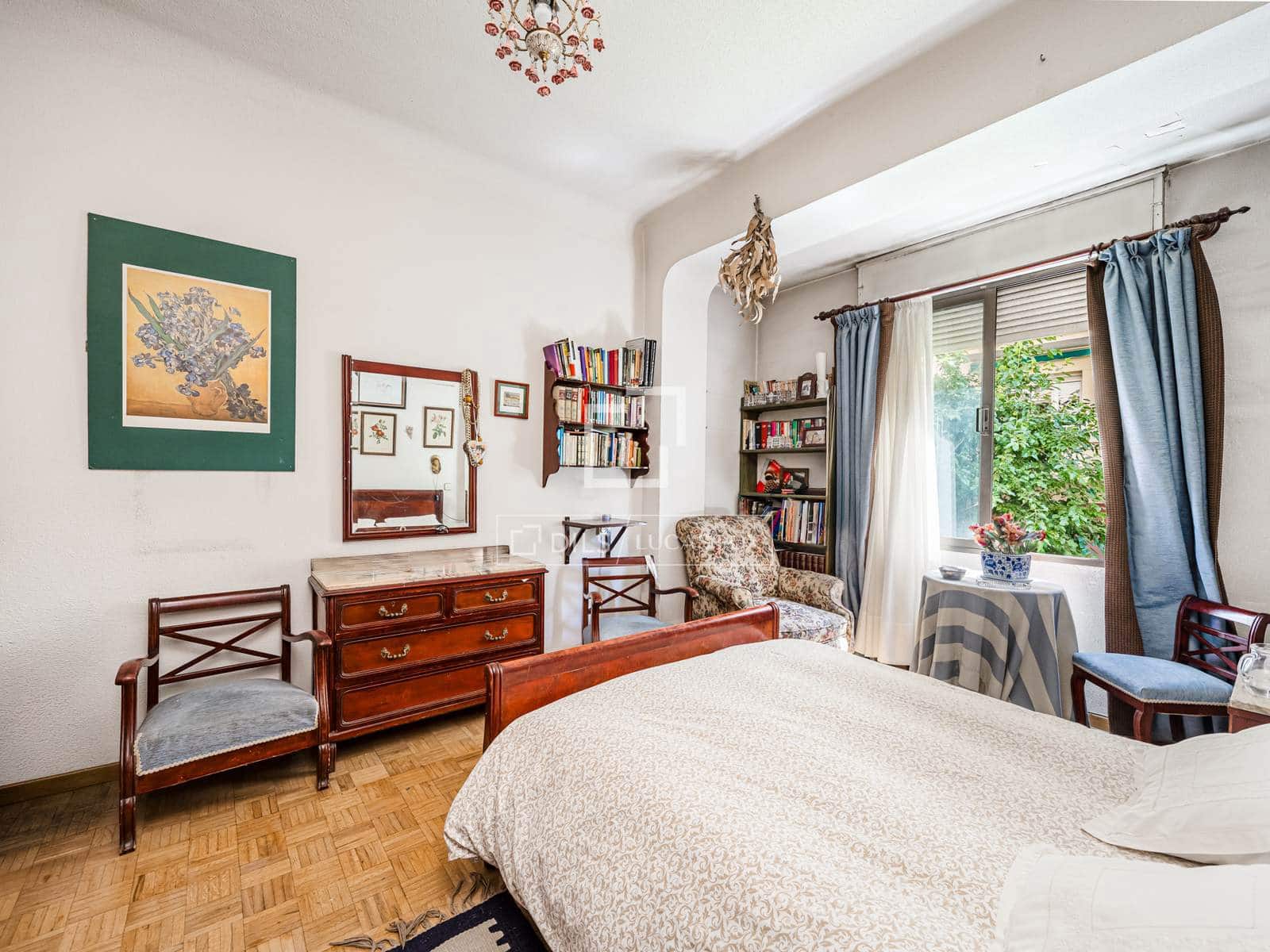 Apartamento de 5 habitaciones en Madrid ciudad en venta - 1.450.000 € (Ref: 9866188)
