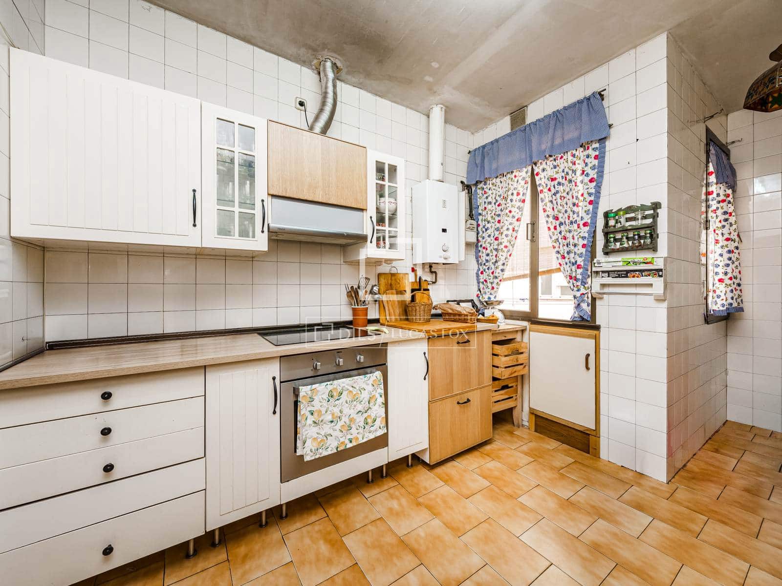 Apartamento de 5 habitaciones en Madrid ciudad en venta - 1.450.000 € (Ref: 9866188)