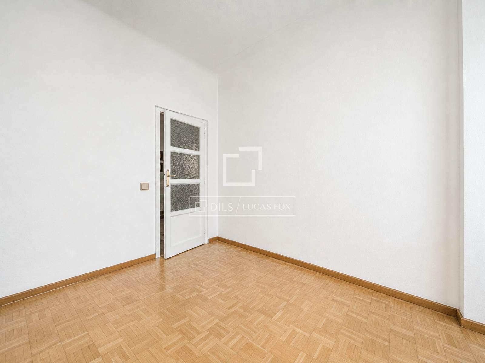 5 soveværelse Lejlighed til salg i Madrid by - € 1.250.000 (Ref: 9866188)