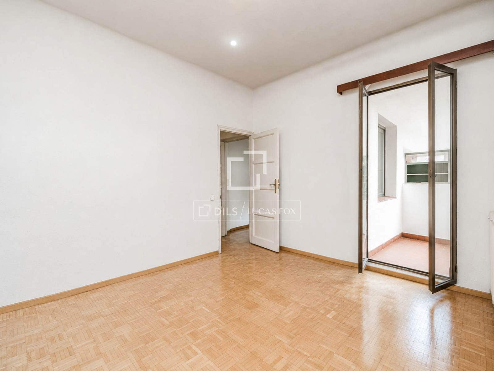 5 soveværelse Lejlighed til salg i Madrid by - € 1.250.000 (Ref: 9866188)