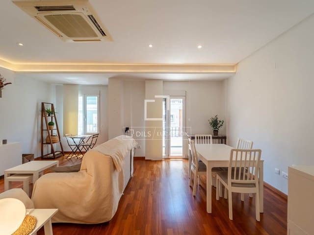 Appartement de 4 chambres à louer à Valence ville - 2 900 € (Ref: 9866190)