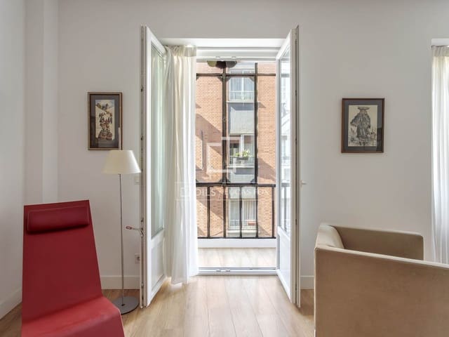 2 quarto Apartamento para venda em Madrid cidade - 1 200 000 € (Ref: 9866191)