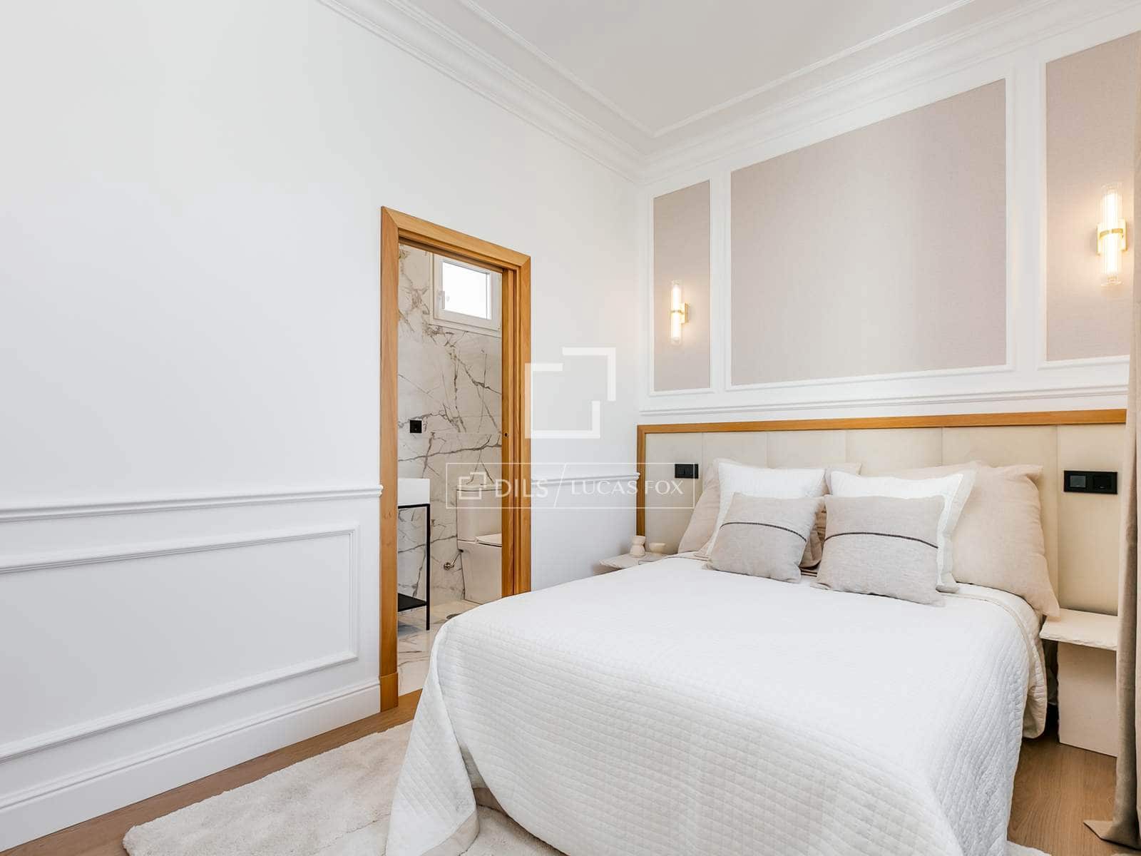 2 bedroom Penthouse for rent in Madrid city - € 7,500 (Ref: 9866192)