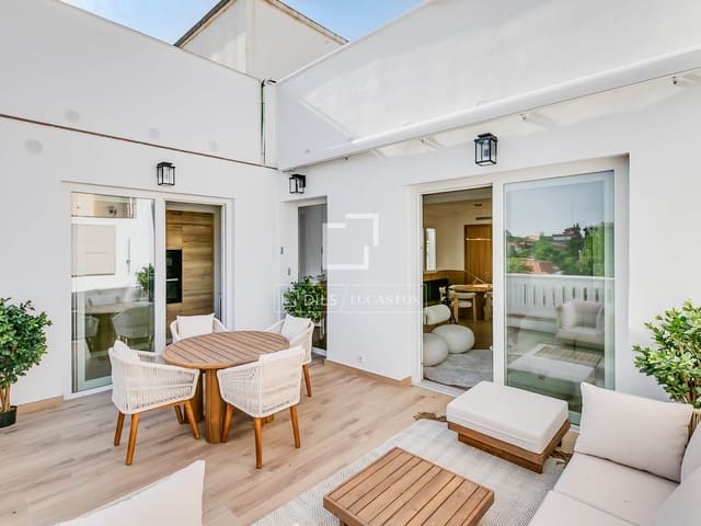 2 makuuhuone Kattohuoneisto vuokrattavana paikassa Castellana, Madrid kaupunki - 7 500 € (Ref: 9866192)