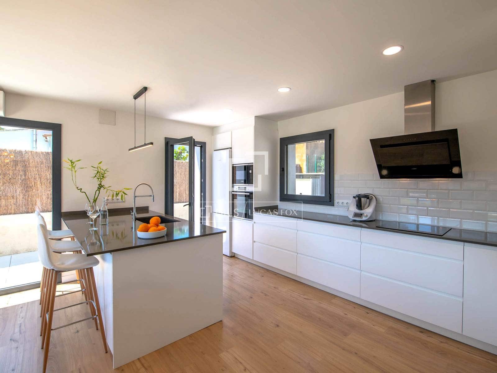 3 soveværelse Villa til salg i Calonge i Sant Antoni med swimmingpool garage - € 820.000 (Ref: 9866193)