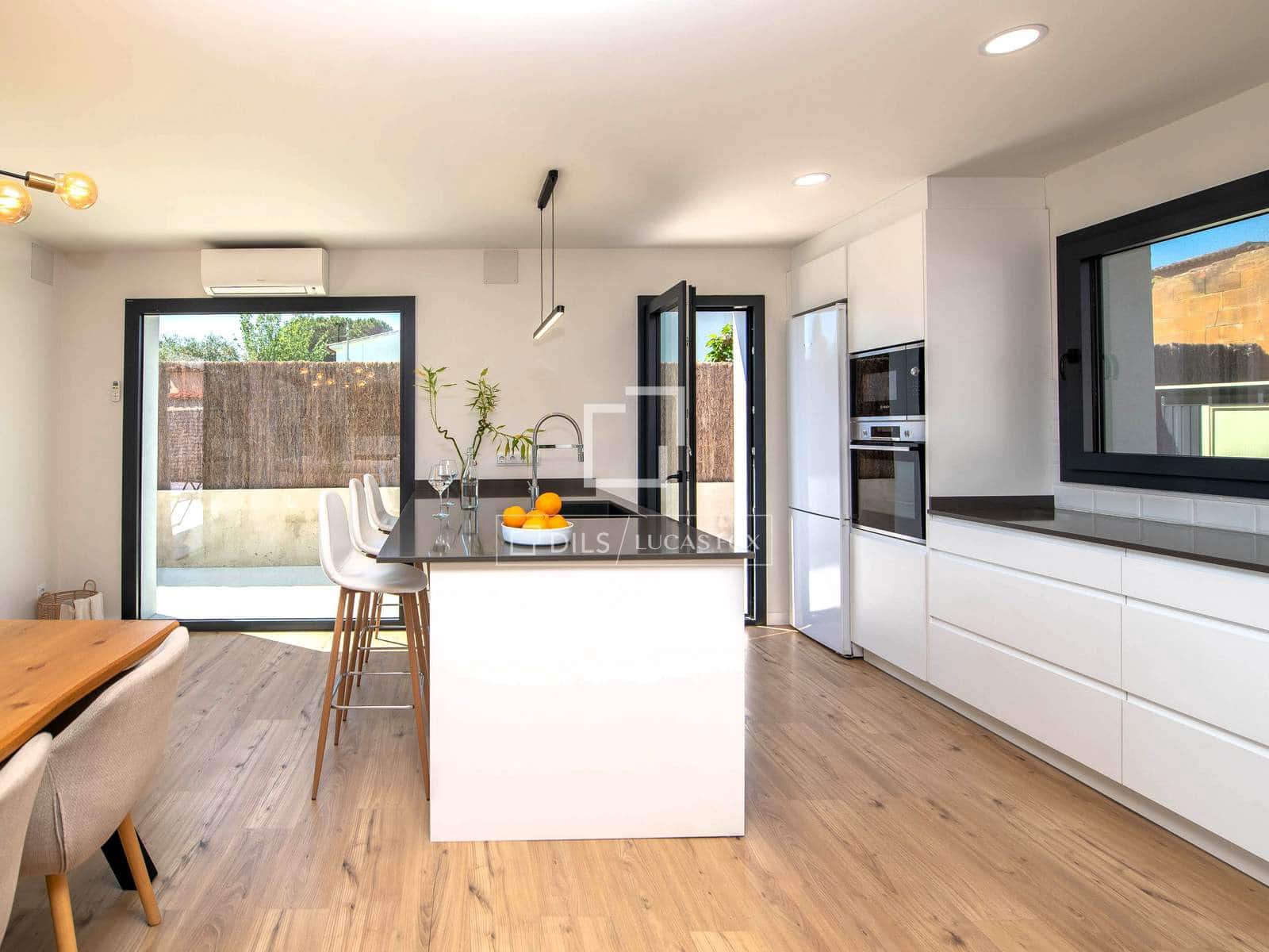 3 soveværelse Villa til salg i Calonge i Sant Antoni med swimmingpool garage - € 820.000 (Ref: 9866193)