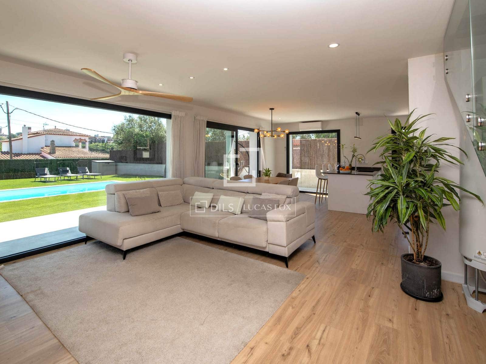 3 soveværelse Villa til salg i Calonge i Sant Antoni med swimmingpool garage - € 820.000 (Ref: 9866193)