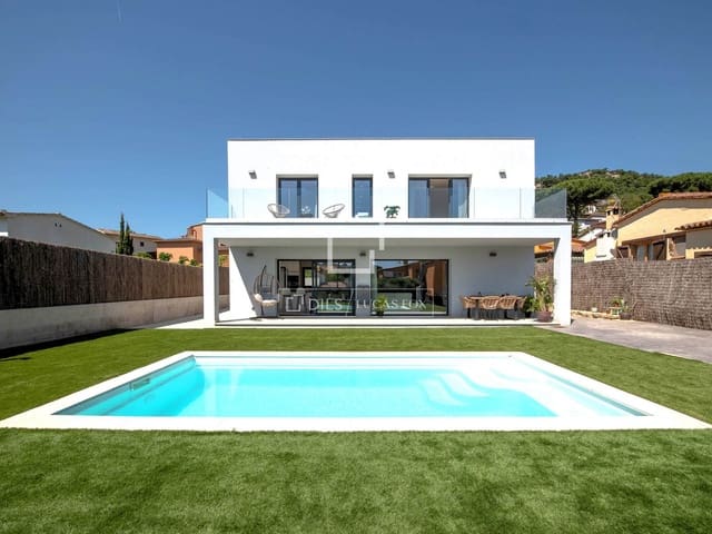 3 soveværelse Villa til salg i Calonge i Sant Antoni med swimmingpool garage - € 820.000 (Ref: 9866193)