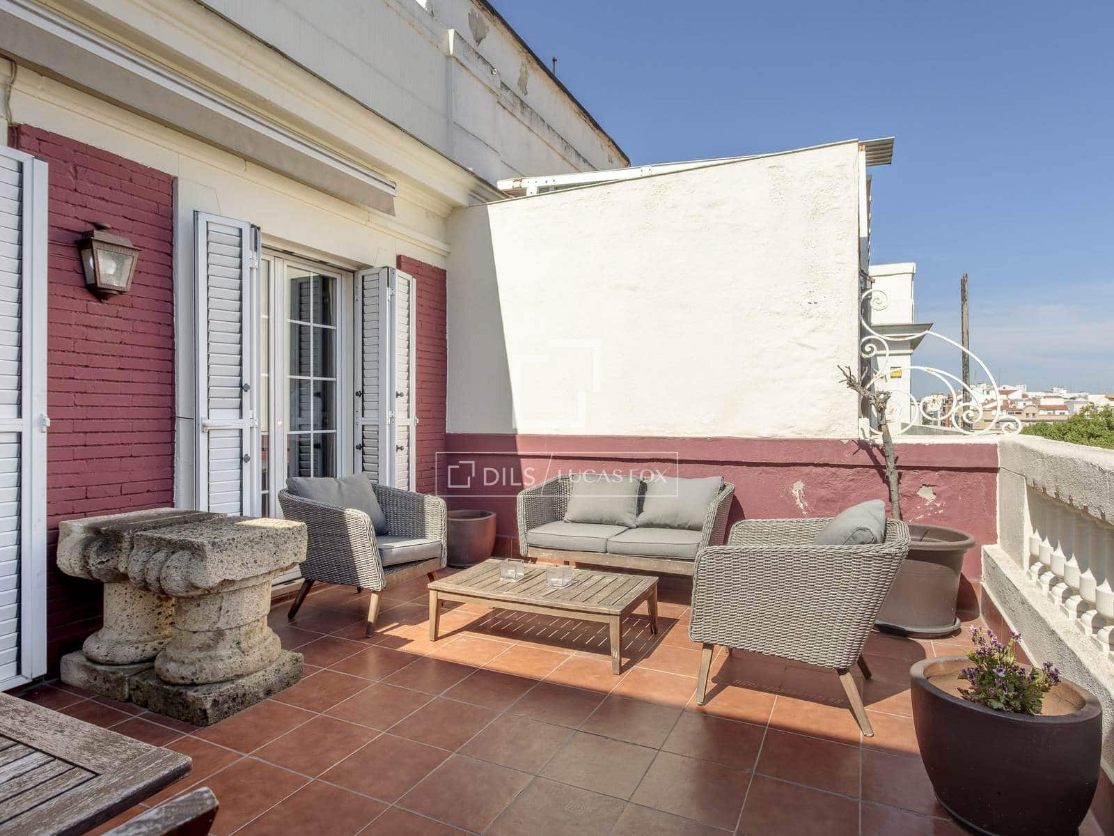 4 soveværelse Penthouse til leje i Madrid by med garage - € 15.000 (Ref: 9867297)