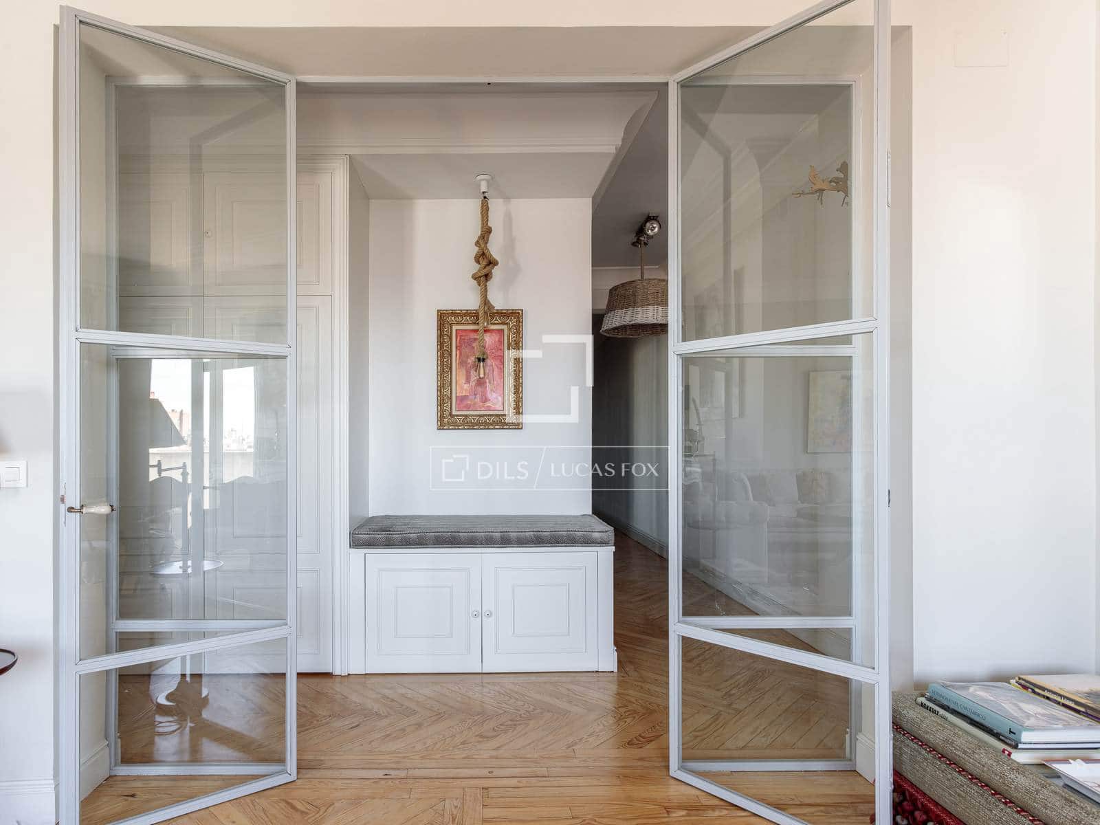 4 soveværelse Penthouse til leje i Madrid by med garage - € 15.000 (Ref: 9867297)