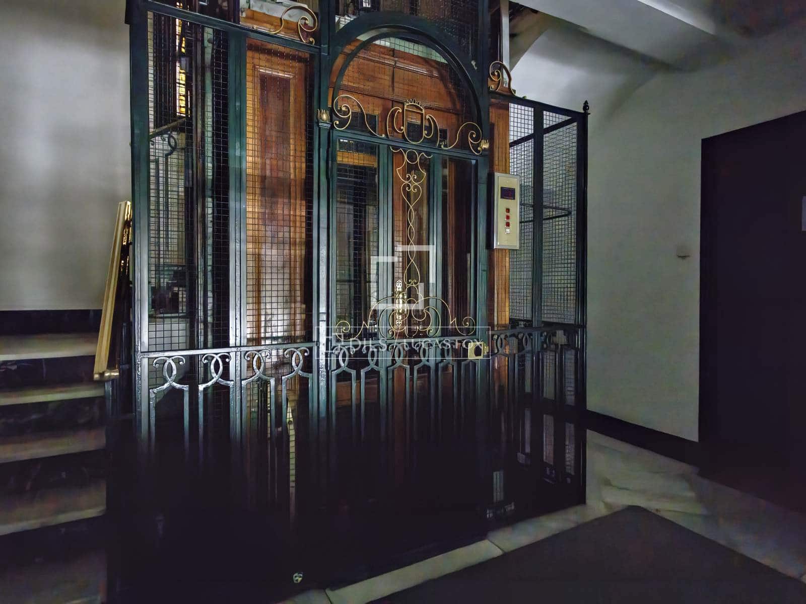 4 soveværelse Penthouse til leje i Madrid by med garage - € 15.000 (Ref: 9867297)