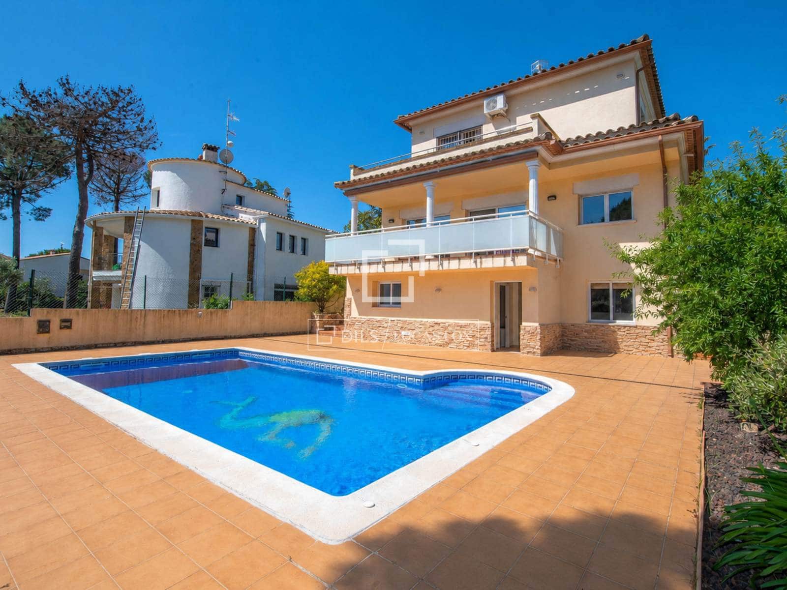 5 bedroom Villa for sale in Platja d'Aro with pool - € 950,000 (Ref: 9867298)
