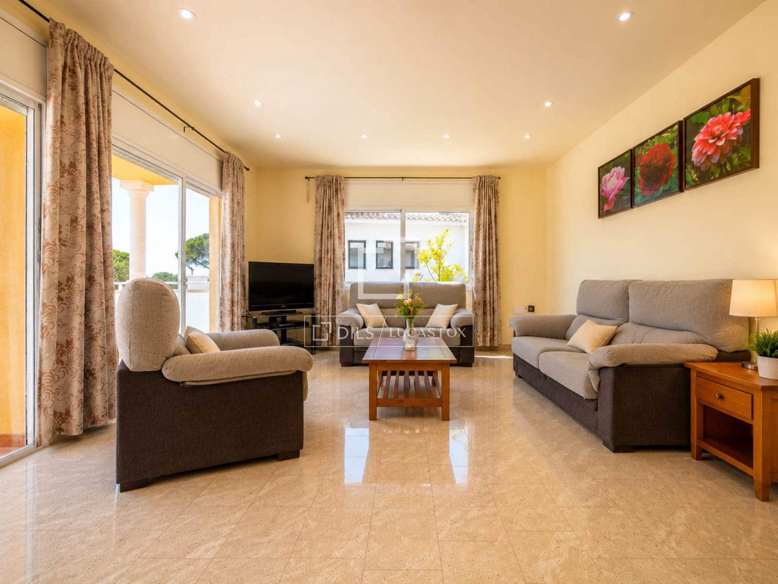 5 bedroom Villa for sale in Platja d'Aro with pool - € 950,000 (Ref: 9867298)