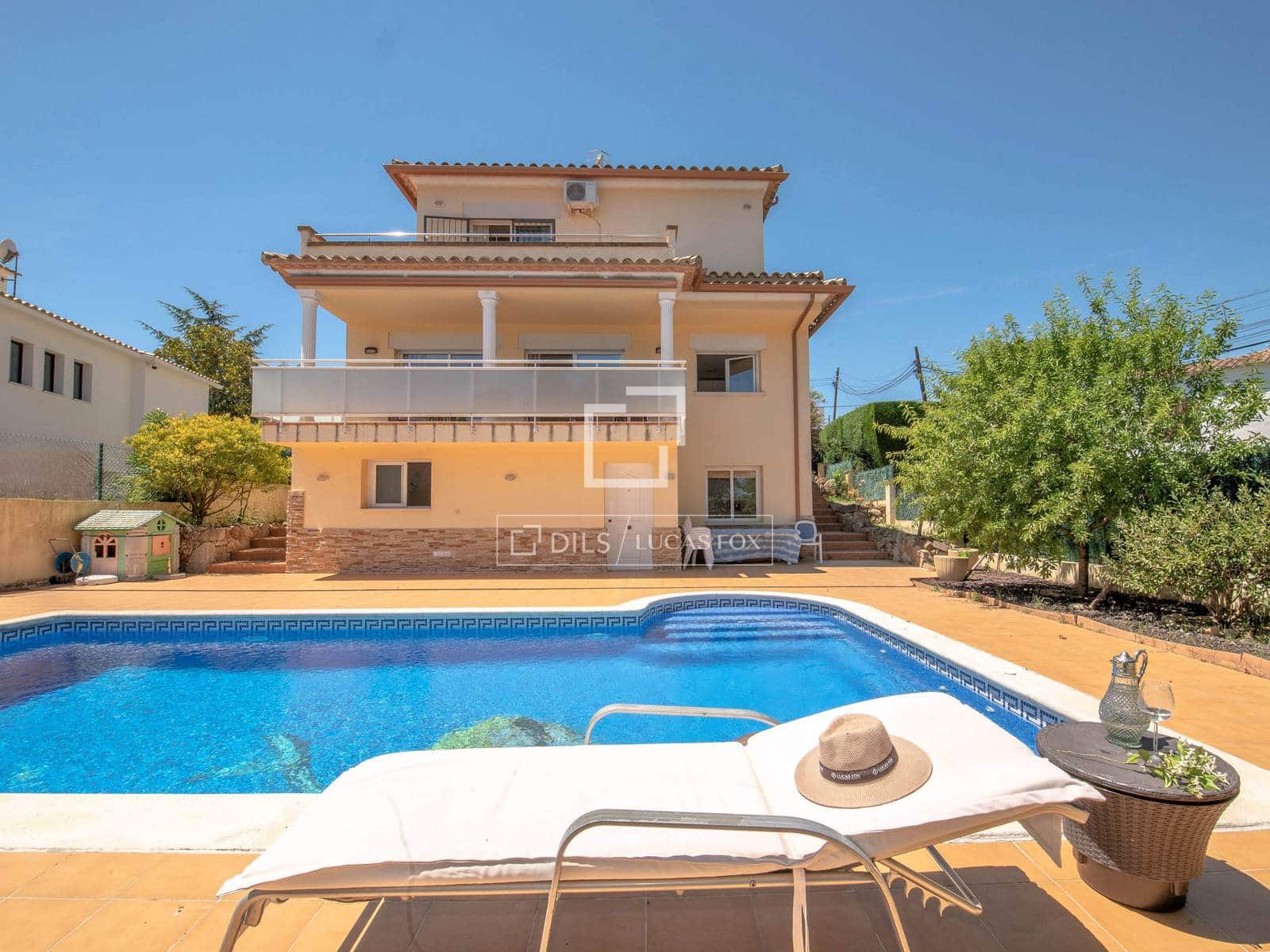 5 bedroom Villa for sale in Platja d'Aro with pool - € 950,000 (Ref: 9867298)