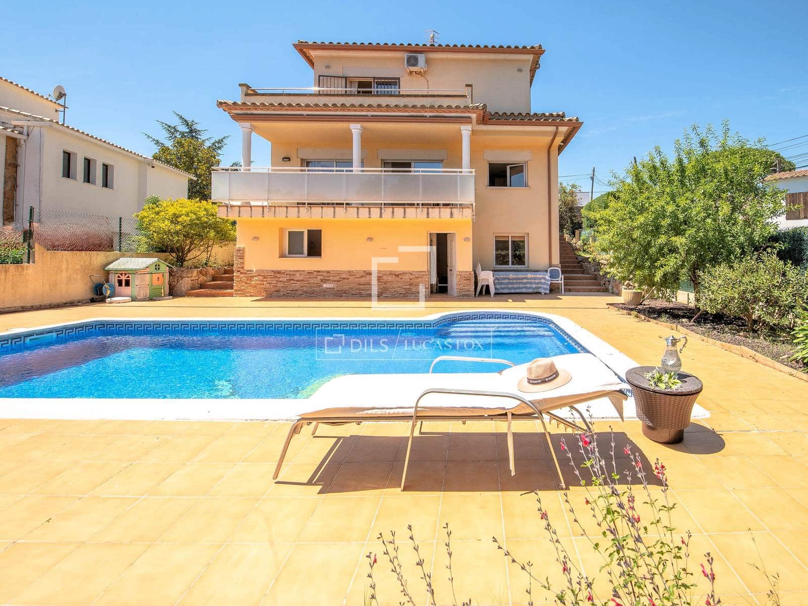 5 bedroom Villa for sale in Platja d'Aro with pool - € 950,000 (Ref: 9867298)