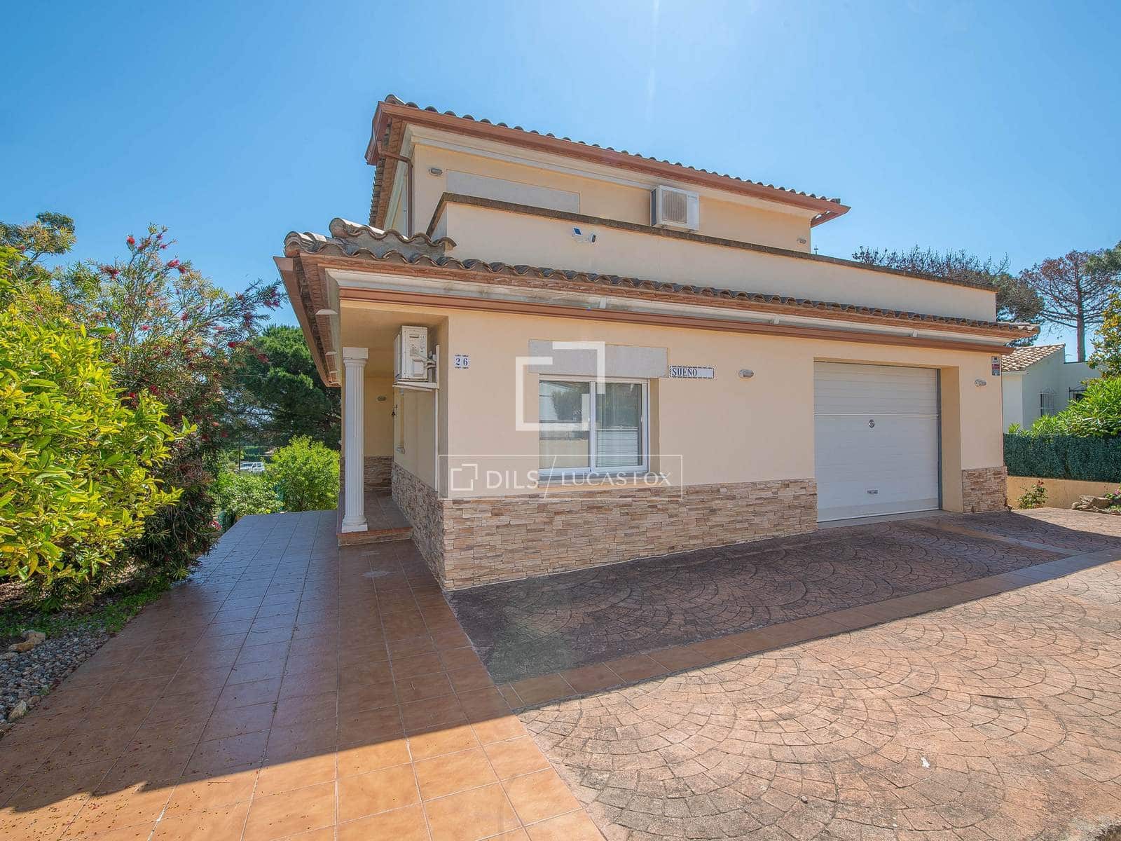 5 bedroom Villa for sale in Platja d'Aro with pool - € 950,000 (Ref: 9867298)