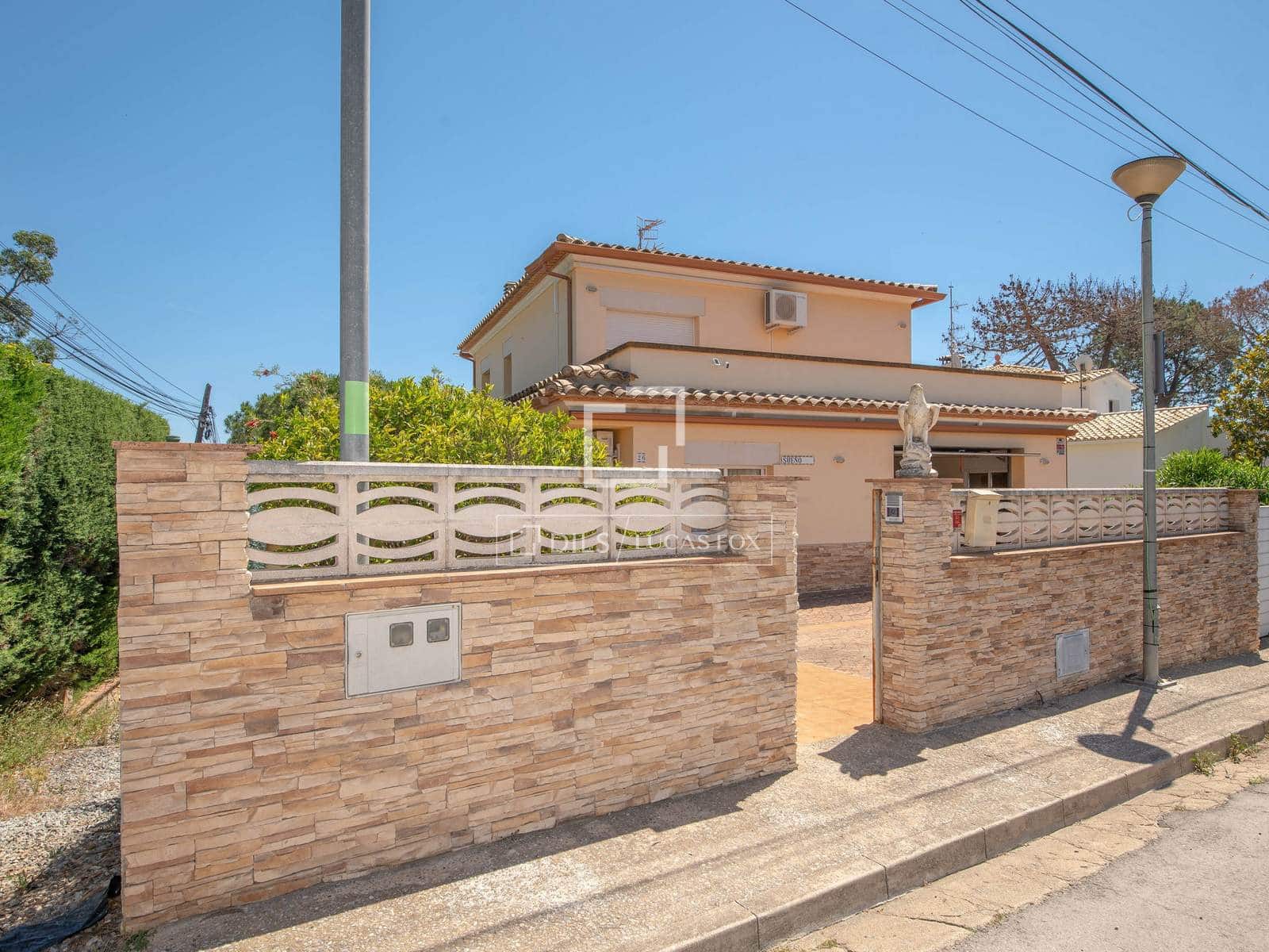 5 bedroom Villa for sale in Platja d'Aro with pool - € 950,000 (Ref: 9867298)