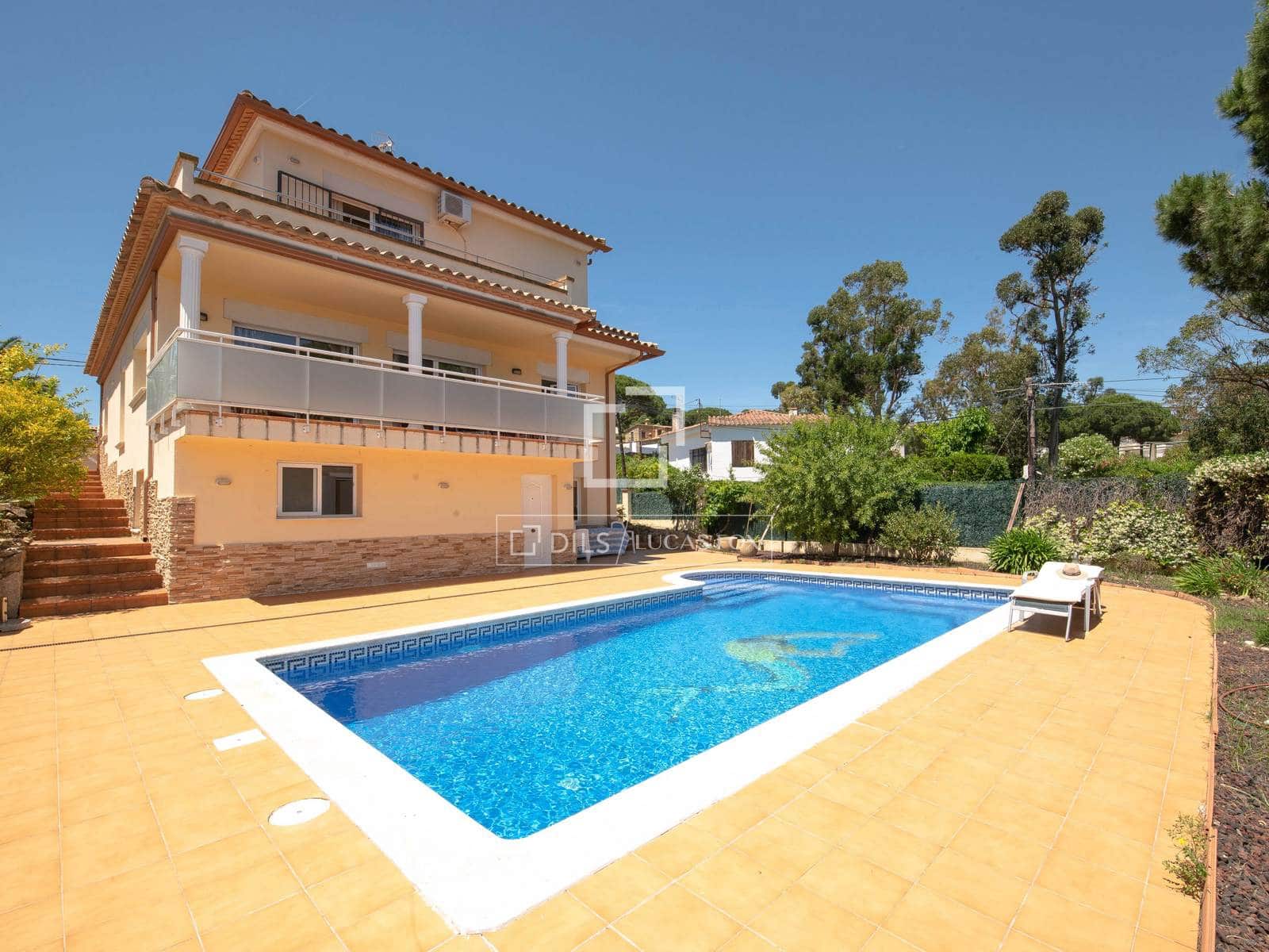 5 bedroom Villa for sale in Platja d'Aro with pool - € 950,000 (Ref: 9867298)