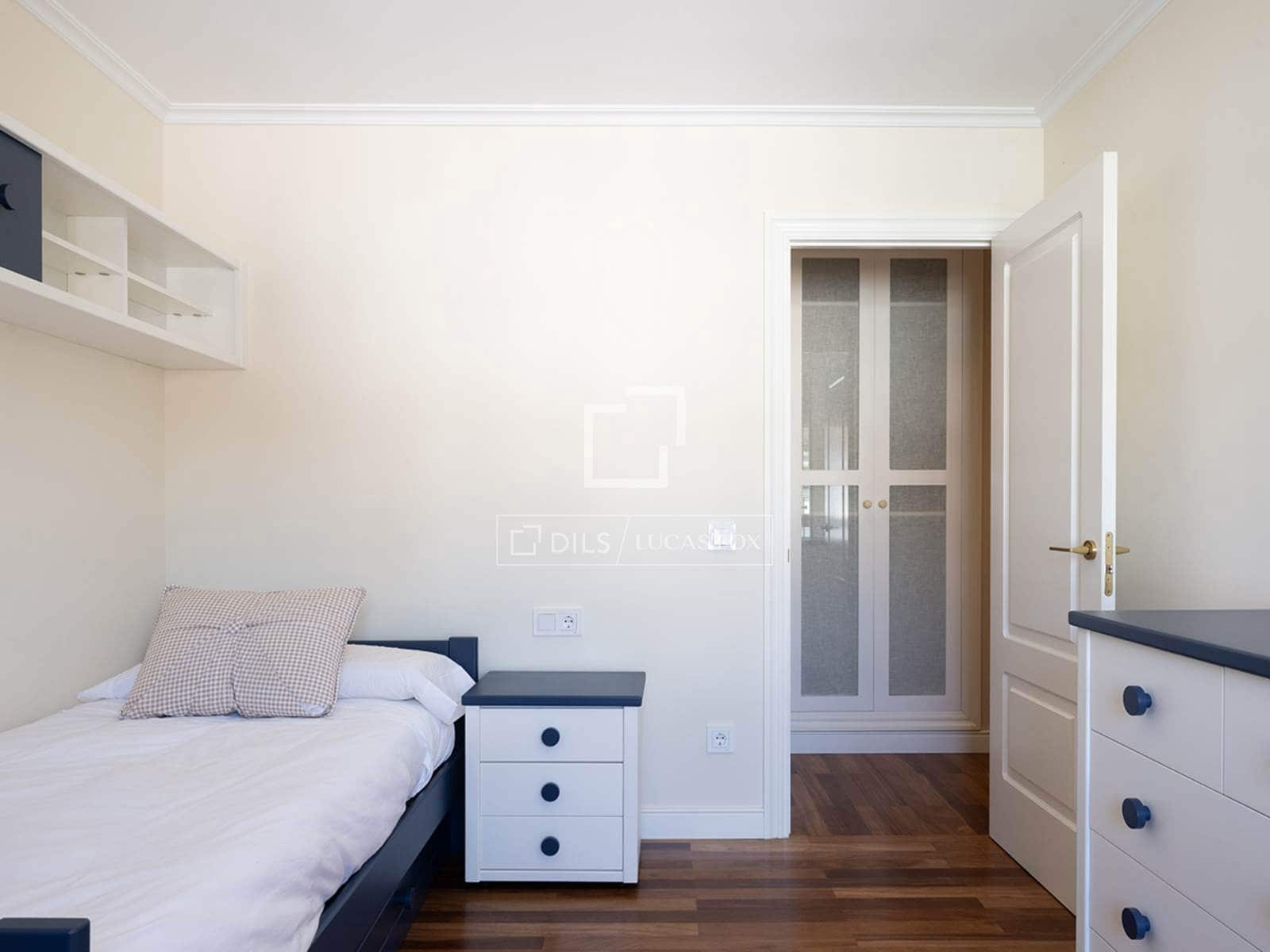 4 Zimmer Apartment zu verkaufen in Santiago de Compostela mit Garage - 975.000 € (Ref: 9867299)