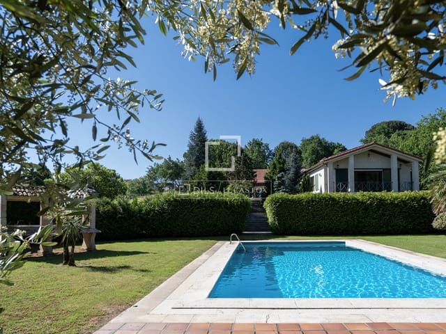 5 bedroom Villa for sale in San Cibrao das Viñas with pool garage - € 890,000 (Ref: 9867300)