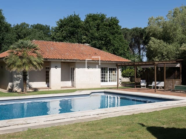 5 bedroom Villa for sale in San Cibrao das Viñas with pool garage - € 890,000 (Ref: 9867300)