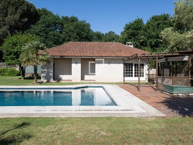 5 bedroom Villa for sale in San Cibrao das Viñas with pool garage - € 890,000 (Ref: 9867300)