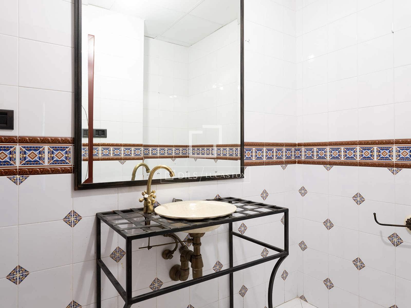 5 bedroom Villa for sale in San Cibrao das Vinas with pool garage - € 890,000 (Ref: 9867300)