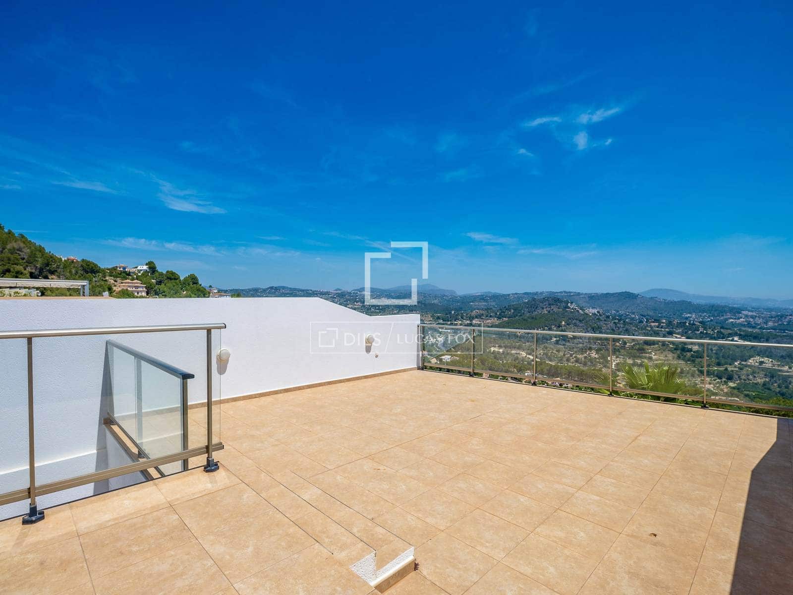 3 slaapkamer Villa te koop in Calpe / Calp met zwembad garage - € 568.000 (Ref: 9867423)