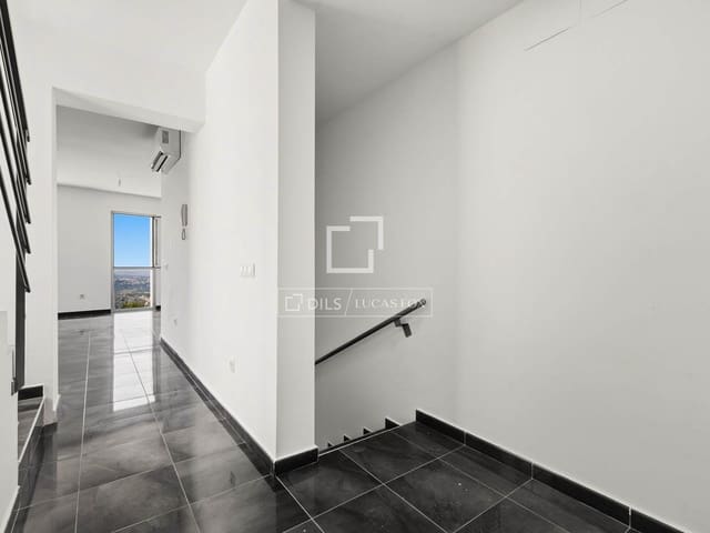 3 slaapkamer Villa te koop in Calpe / Calp met zwembad garage - € 568.000 (Ref: 9867423)