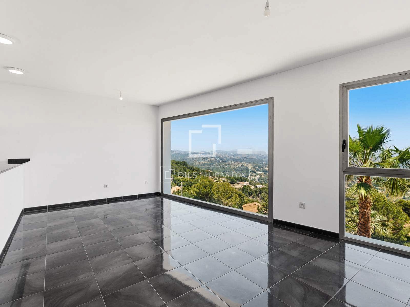 3 slaapkamer Villa te koop in Calpe / Calp met zwembad garage - € 568.000 (Ref: 9867423)