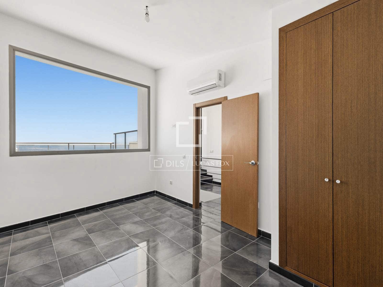 3 slaapkamer Villa te koop in Calpe / Calp met zwembad garage - € 568.000 (Ref: 9867423)