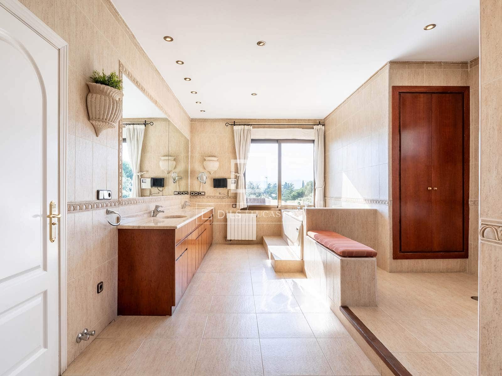 6 slaapkamer Villa te koop in Galapagar met zwembad garage - € 2.680.000 (Ref: 9867424)