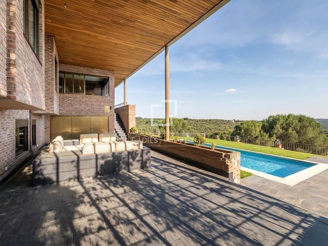7 bedroom Villa for sale in Galapagar with pool garage - € 2,680,000 (Ref: 9867424)