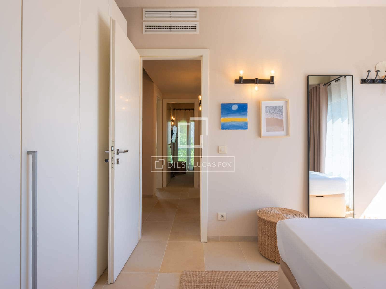 3 bedroom Villa for sale in Cala Llonga with pool garage - € 895,000 (Ref: 9867650)