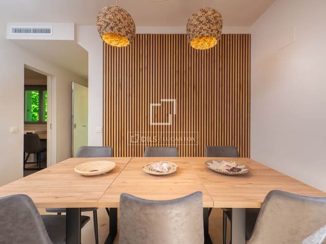3 soveværelse Villa til salg i Cala Llonga, Santa Eulalia / Santa Eularia med swimmingpool garage - € 895.000 (Ref: 9867650)