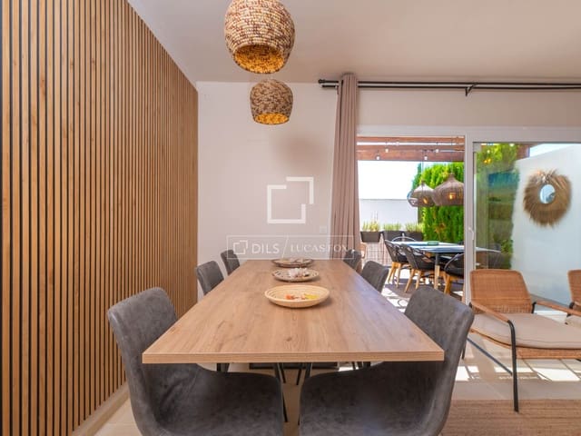 3 soveværelse Villa til salg i Cala Llonga, Santa Eulalia / Santa Eularia med swimmingpool garage - € 895.000 (Ref: 9867650)