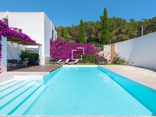3 soveværelse Villa til salg i Cala Llonga, Santa Eulalia / Santa Eularia med swimmingpool garage - € 895.000 (Ref: 9867650)