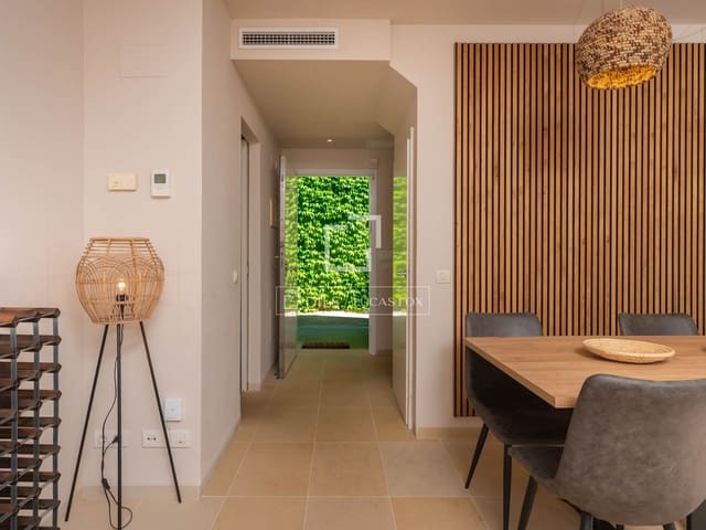 3 soveværelse Villa til salg i Cala Llonga, Santa Eulalia / Santa Eularia med swimmingpool garage - € 895.000 (Ref: 9867650)