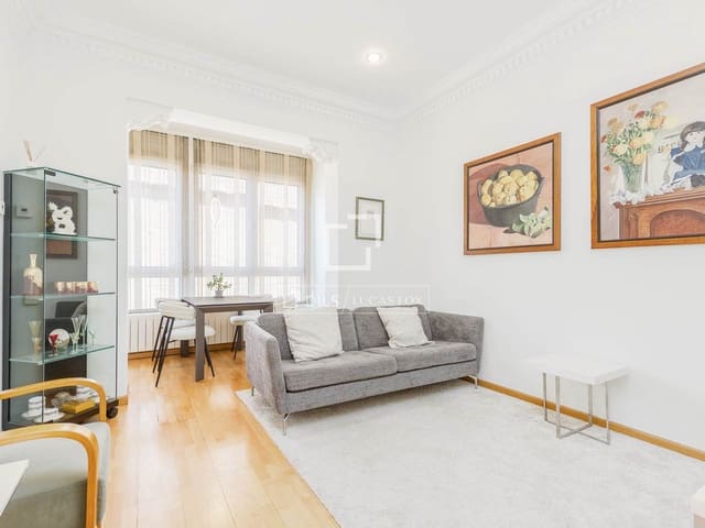 4 soveværelse Lejlighed til salg i Barcelona by - € 850.000 (Ref: 9867782)