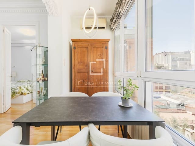 4 soveværelse Lejlighed til salg i Barcelona by - € 850.000 (Ref: 9867782)