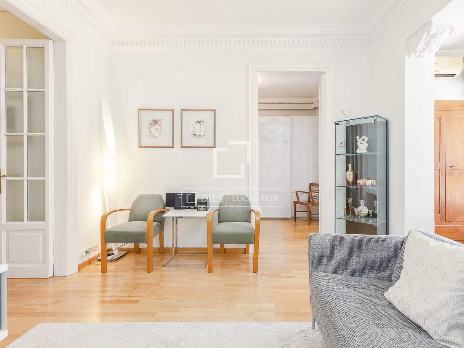 4 soveværelse Lejlighed til salg i Barcelona by - € 850.000 (Ref: 9867782)
