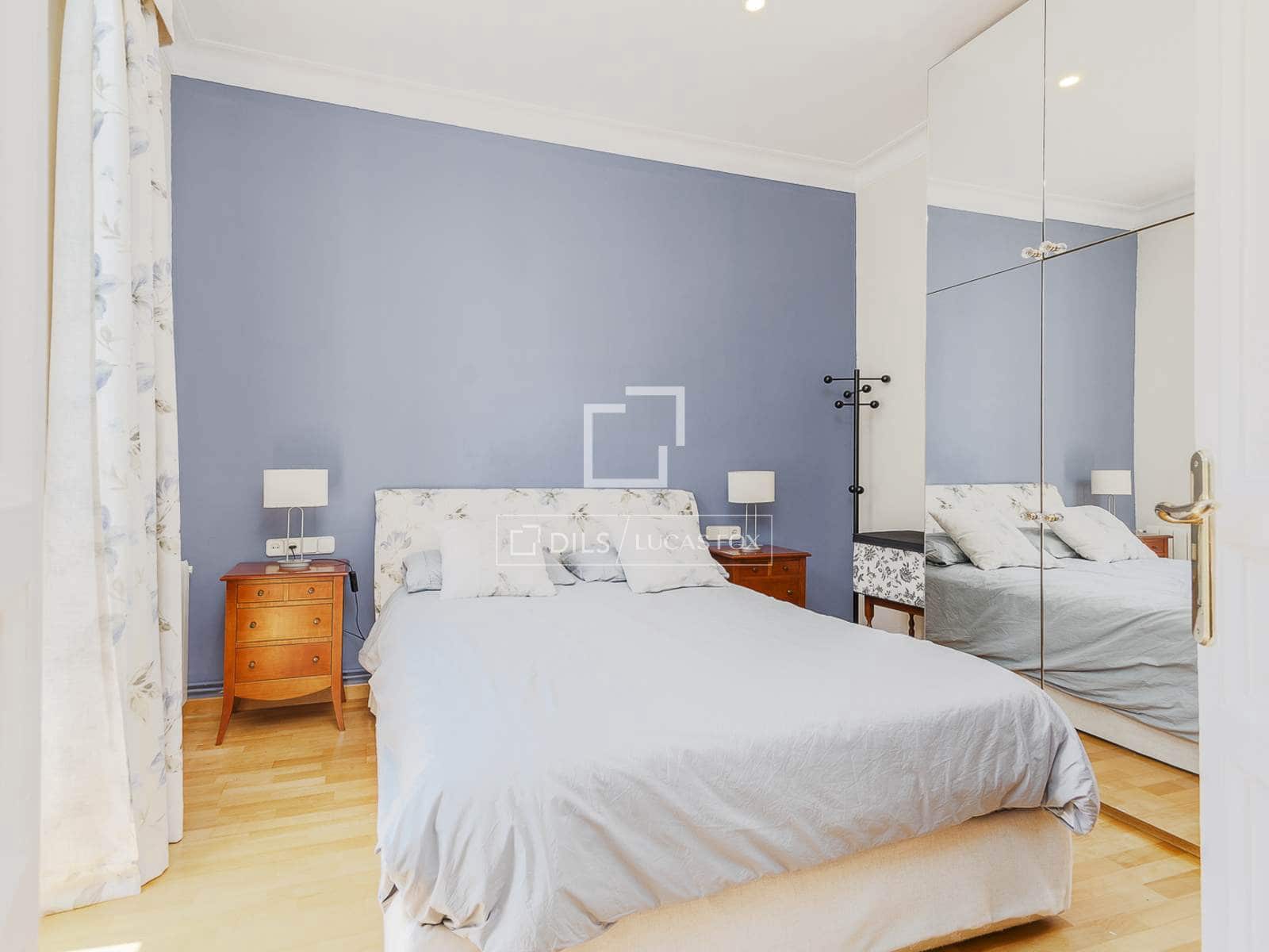 4 soveværelse Lejlighed til salg i Barcelona by - € 850.000 (Ref: 9867782)